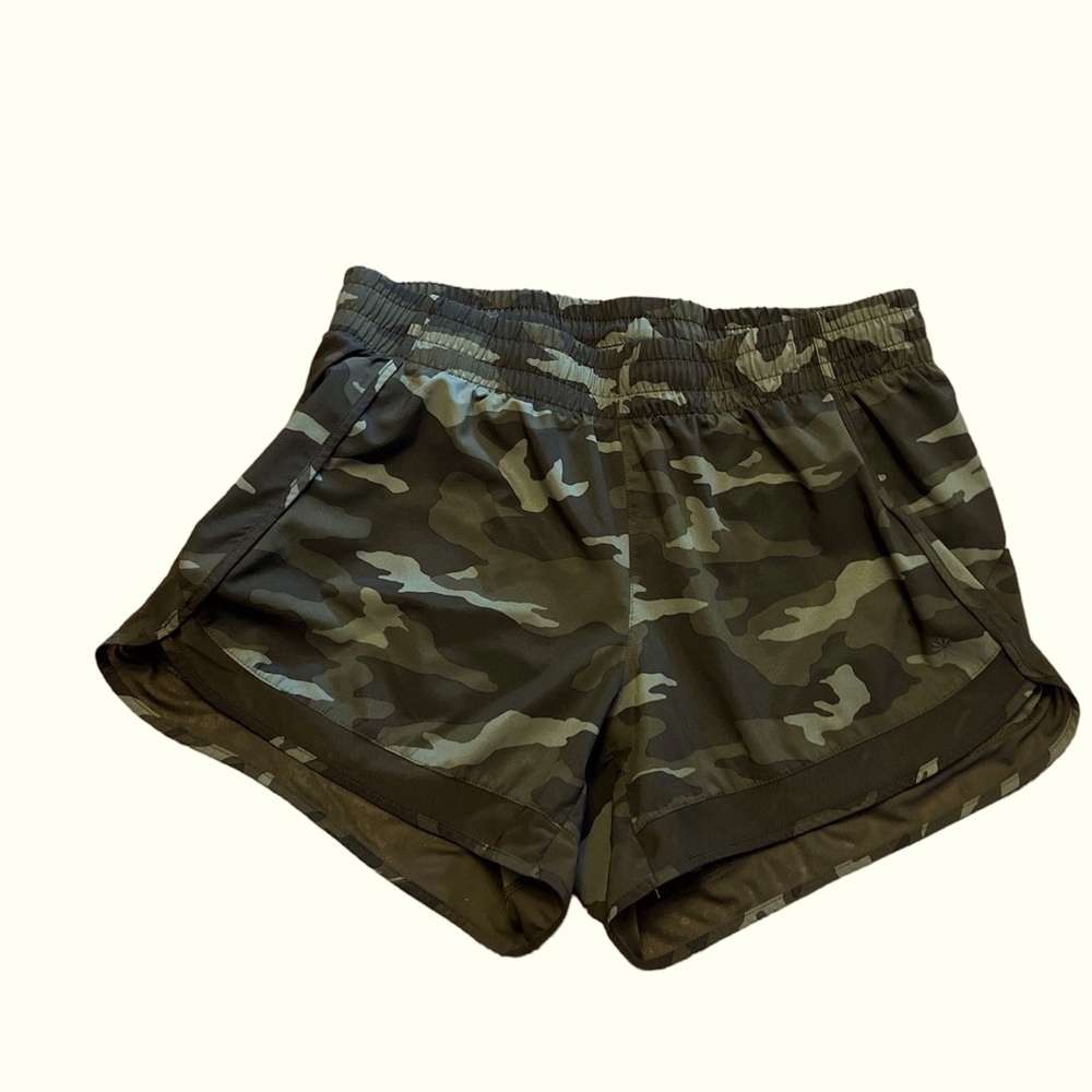 Athleta Printed Mesh Run racer short 4”